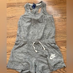 Nike romper